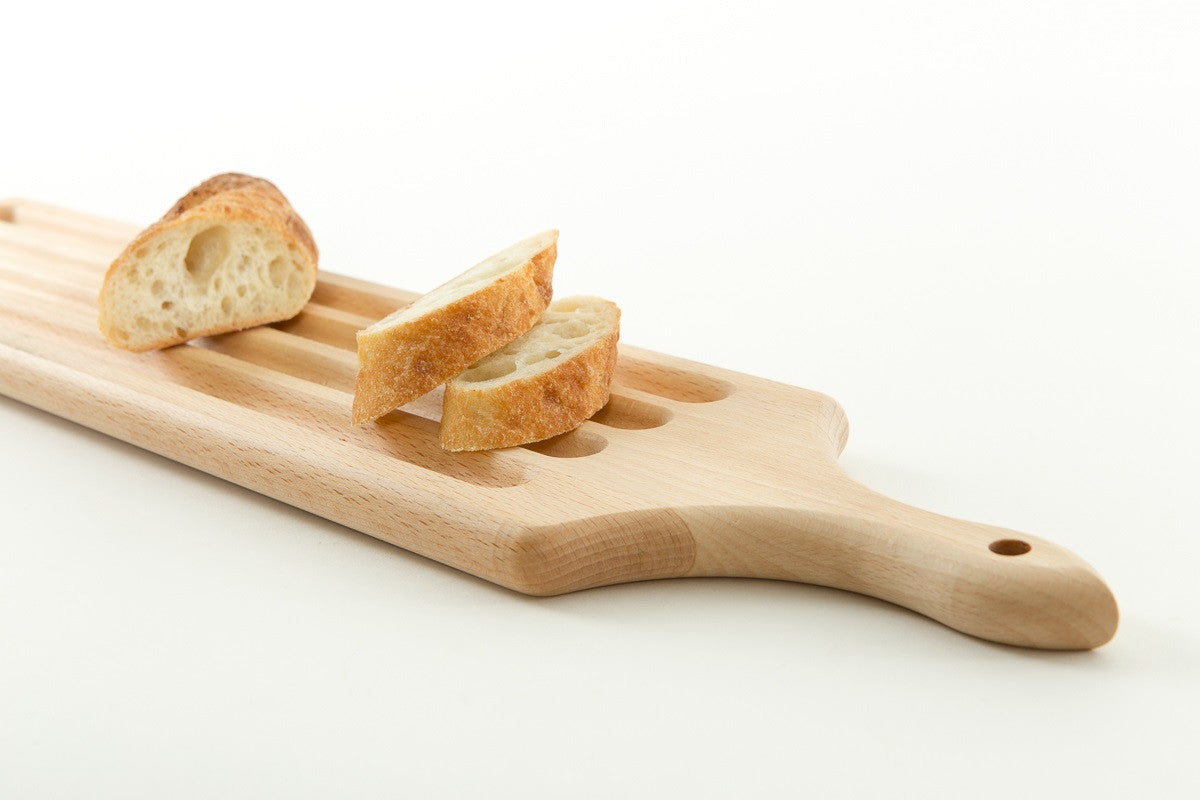 Best bread cutting boards - The Bread She Bakes