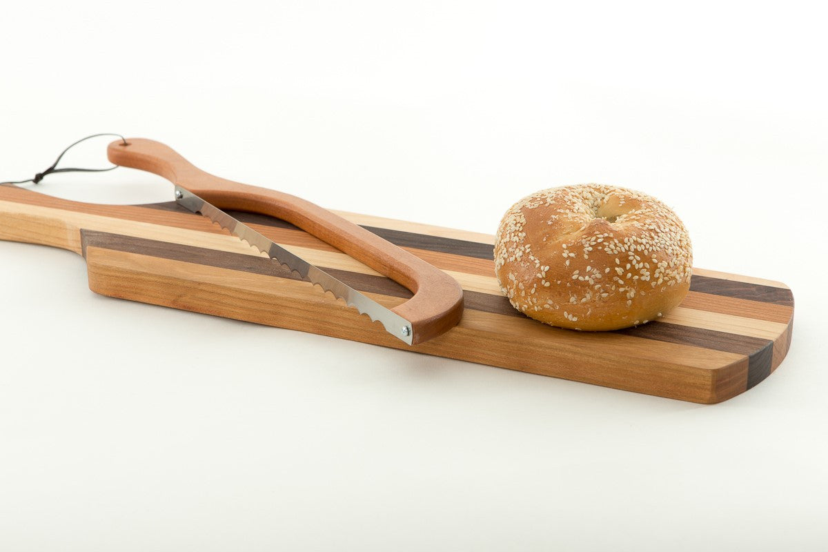  New Hampshire Bowl and Board Cuchillo de pan con diseño de lazo  de violín : Hogar y Cocina